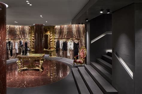 dolce gabbana via carlo goldoni milano mi|dolce gabbana milano via della spiga.